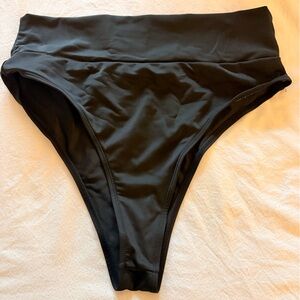 New without tags minimal coverage black bikini bottom high waist